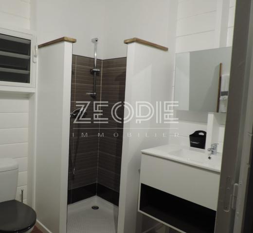 Saint-François (97118) Exclusivite ZEOPIE Immobilier : bungalow 2 chambres avec terrasse privative dans petite copropriété avec pisci