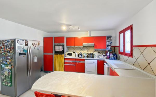 Maison à vendre    5 pièces • 114 m2 Aubagne