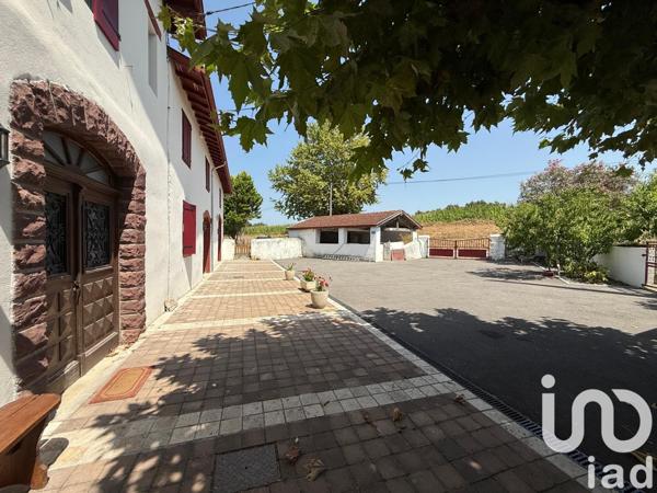 Maison à vendre 14 pièces 385 m² Saint-Palais