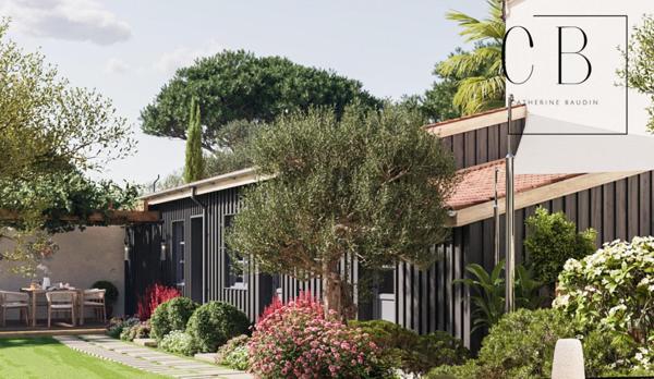 La Flotte - Ensemble immobilier de 396m2 avec piscine, dépendances et garage