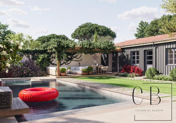 La Flotte - Ensemble immobilier de 396m2 avec piscine, dépendances et garage