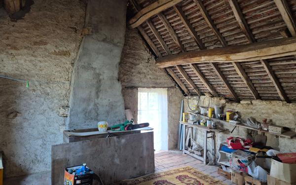 Maison à vendre    2 pièces •  Châteauneuf-Val-de-Bargis