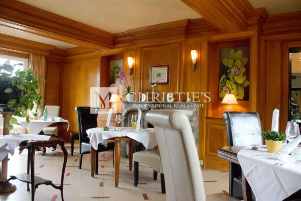 ANGOULEME – MAGNIFIQUE PROPRIETE DANS UN CADRE UNIQUE