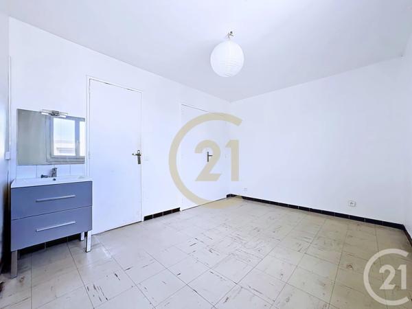 Maison à vendre  4 pièces - 95,46 m 2   FOS SUR MER  - 13