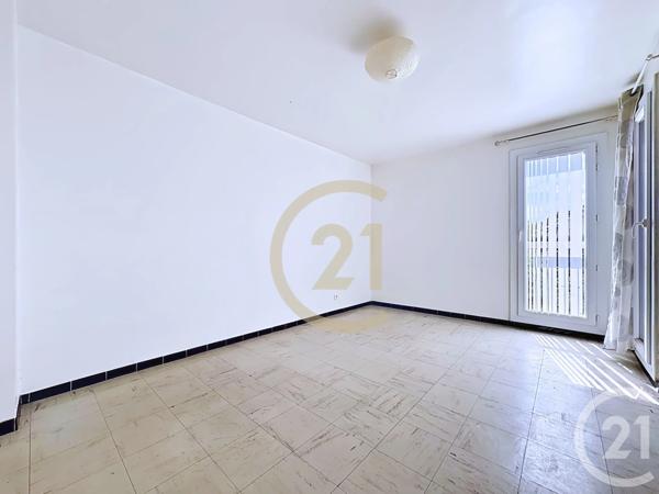 Maison à vendre  4 pièces - 95,46 m 2   FOS SUR MER  - 13