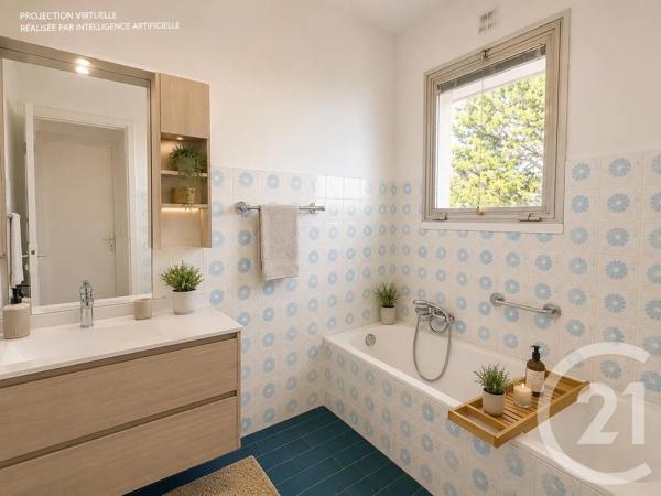 Appartement F3 à vendre  3 pièces - 71,13 m 2   LE CANNET  - 06