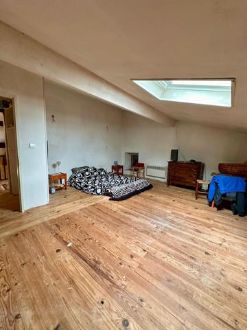 Charmante maison en pierre au cœur d’un hameau paisible