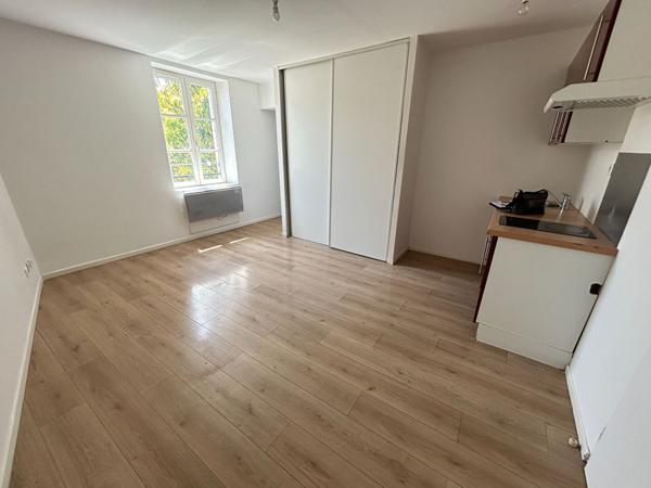 Narbonne - Agréable T1 bis au dernier étage, quartier Bourg à Narbonne