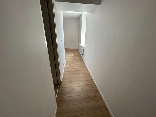 Narbonne - Agréable T1 bis au dernier étage, quartier Bourg à Narbonne