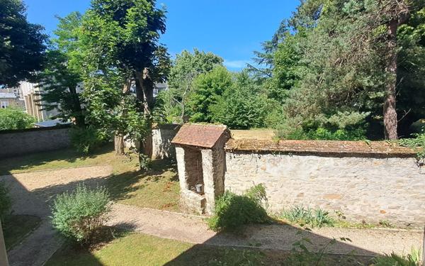 Appartement à louer    1 pièce • 31 m2 Fontainebleau