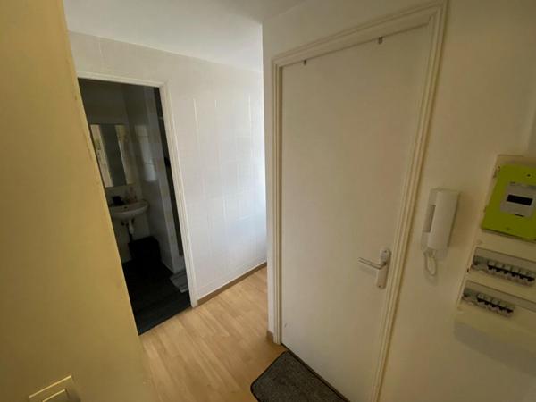 A LOUER : T1 à LILLE • Rue du Molinel - République Beaux Arts • 480 € CC • Réf. 269-302