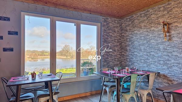 Domaine avec restaurant, habitation en parfait état, gîte, terrain, étang