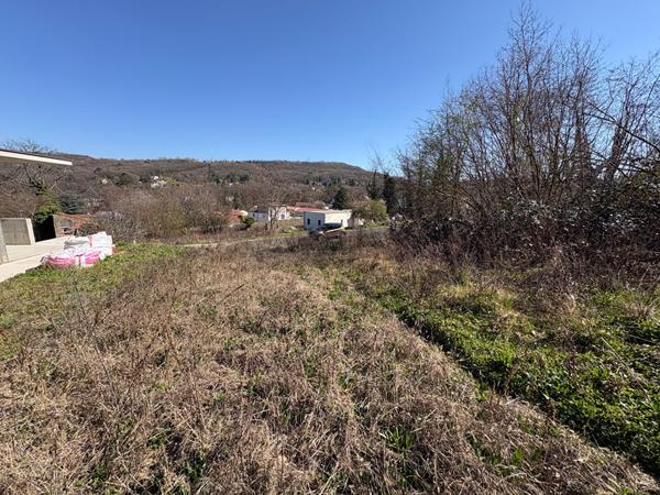 Terrain Nohanent 674 m2
