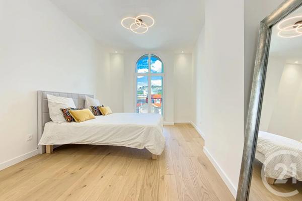 Appartement F3 à vendre  3 pièces - 86,27 m 2   NICE  - 06