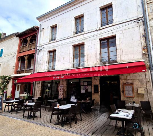 À VENDRE Commerce Bar / Pizzeria / Restaurant avec Licence IV Brantôme en Périgord