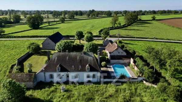 Maison de campagne rénovée avec piscine