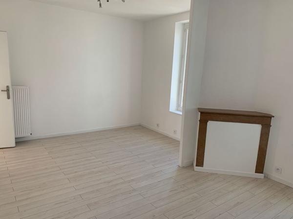 Clermont-Ferrand, Appartement de 108 m 2 de 830 € CC