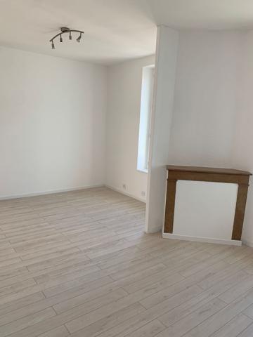 Clermont-Ferrand, Appartement de 108 m 2 de 830 € CC