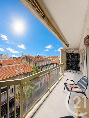 Appartement F2 à vendre  2 pièces - 44 m 2   CANNES  - 06