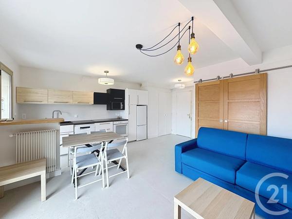 Appartement F2 à vendre  2 pièces - 44 m 2   CANNES  - 06