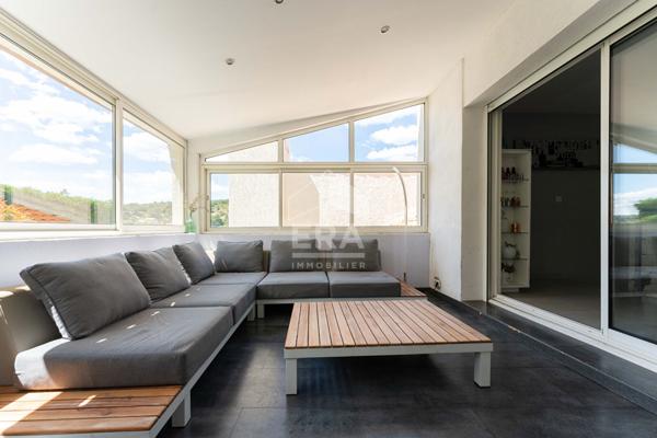 Maison Plan De Cuques 317 m², Prestations haut de gamme , piscine, grand terrain,