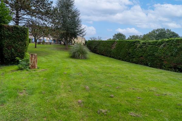 Maison Seraincourt , 6 chambres, 250 m² habitables, 2770 m² parcelle, piscine