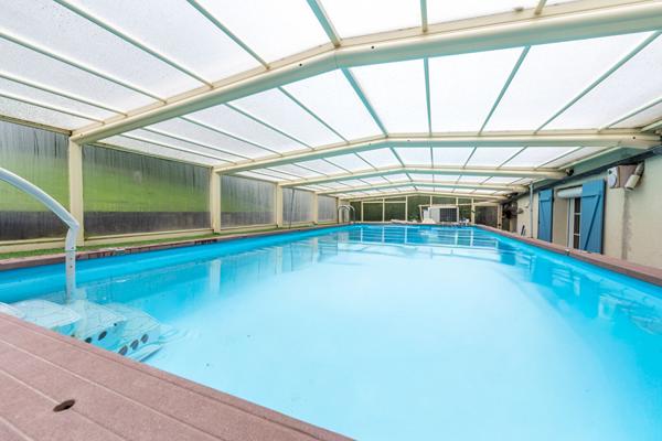 Maison Seraincourt , 6 chambres, 250 m² habitables, 2770 m² parcelle, piscine