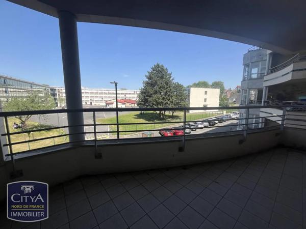 Appartement à louer 2 pièces 49.16m² La Madeleine (59110)