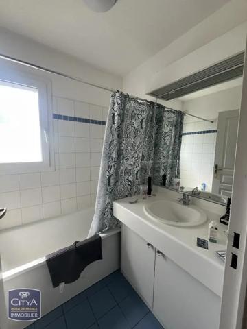 Appartement à louer 2 pièces 49.16m² La Madeleine (59110)