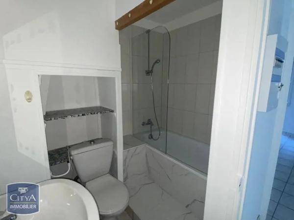 Appartement à louer 2 pièces 33.1m² Allauch (13190)
