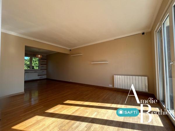 Maison cosy avec un magnifique jardin clos !