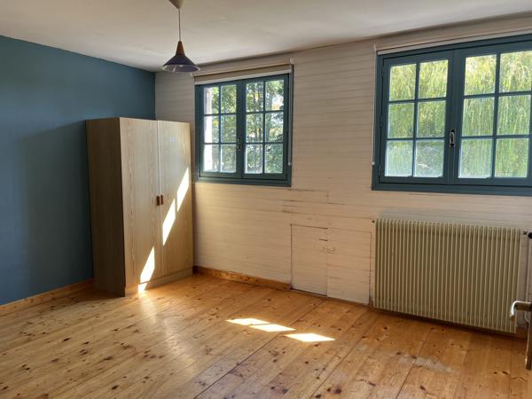 Belle maison familiale 12 pièces, 7 chambres, avec grand jardin et piscine