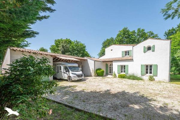 Maison à vendre 700 000 € La Tremblade 9 p 250 m² DPE B
