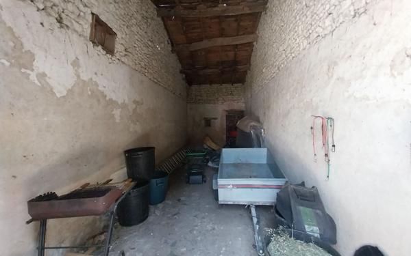 Maison à vendre    7 pièces •  Médis