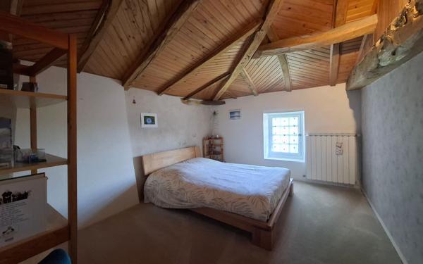 Maison à vendre    7 pièces •  Médis