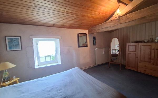 Maison à vendre    7 pièces •  Médis