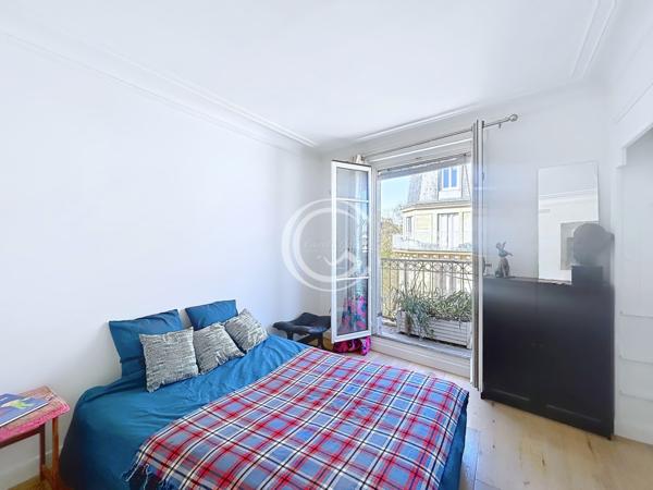 Paris (75005) 5E ETAGE BALCON, ASCENSEUR, VUE DEGAGEE, DPE D