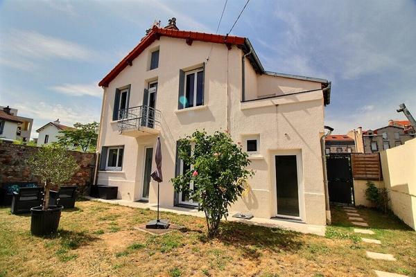 Maison entièrement rénovée avec jardin