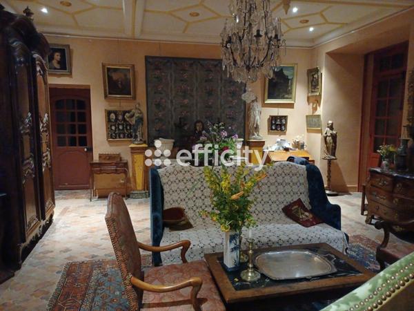 Immeuble 18 pièces - 840 m²