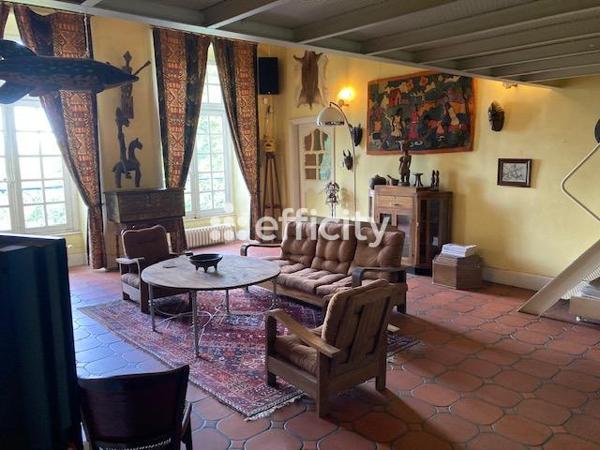 Immeuble 18 pièces - 840 m²