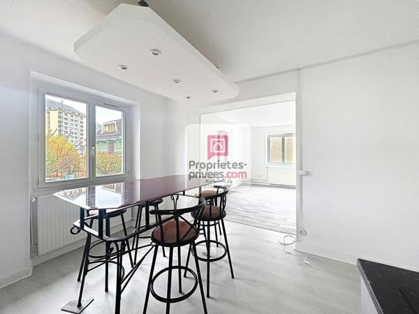 Maison 3 appartements Ugine 13 pièces  200 m2