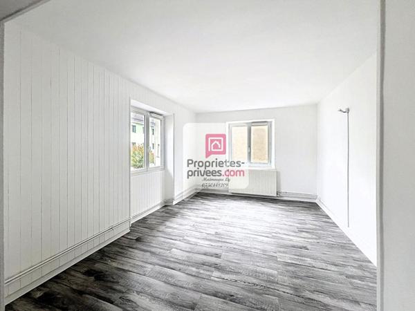 Maison 3 appartements Ugine 13 pièces  200 m2