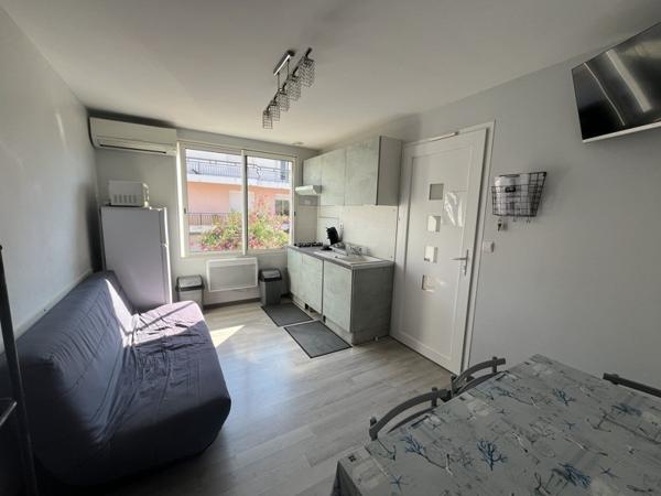 Appartement à louer 630 € CC Le Grau-du-Roi 2 p 26 m² DPE D