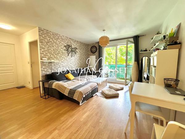 Poissy: Appartement 2 pcs-1ch-42m2 avec balcon