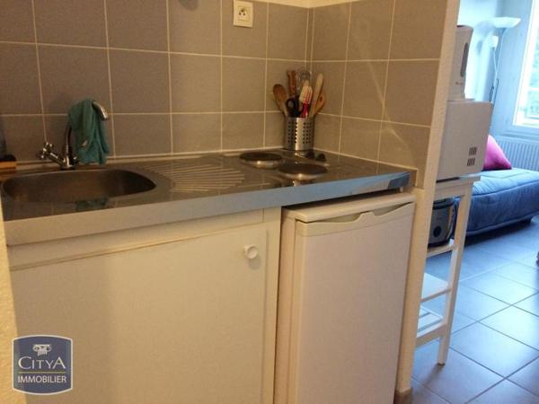 Appartement à louer 1 pièce 21.84m²