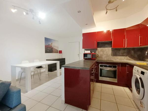 Appartement Istres 62M2 Avec TERRASSE  et Place de Parking
