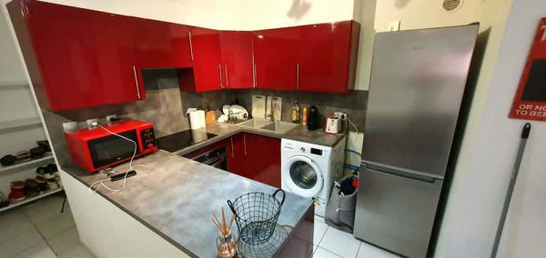 Appartement Istres 62M2 Avec TERRASSE  et Place de Parking