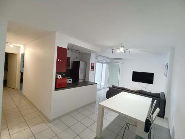 Appartement Istres 62M2 Avec TERRASSE  et Place de Parking