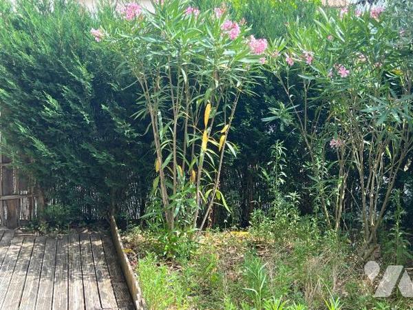 À vendre Carbon-Blanc ?EXCLUSIVITE - T2 avec jardin et parking ? 

Dans la résidence Les Jard...