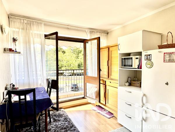 Studio à vendre 26 m² Le Chesnay-Rocquencourt